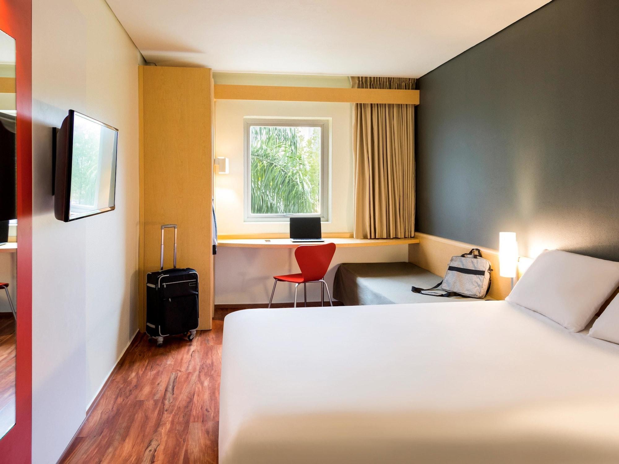 Ibis Monterrey Valle San Pedro Garza Garcia Eksteriør billede