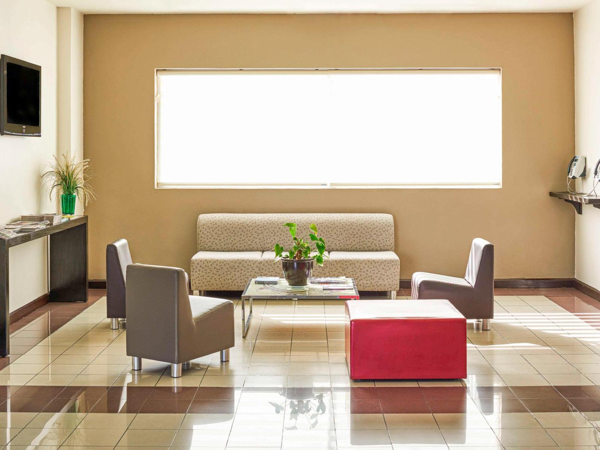 Ibis Monterrey Valle San Pedro Garza Garcia Eksteriør billede