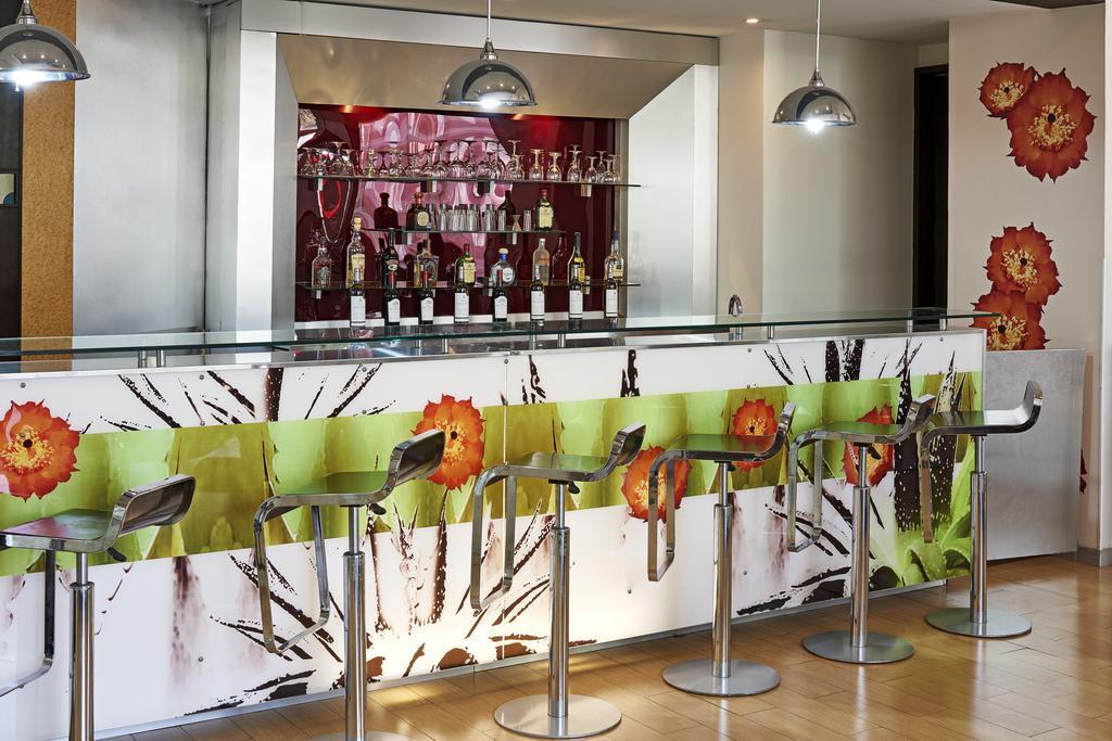 Ibis Monterrey Valle San Pedro Garza Garcia Eksteriør billede